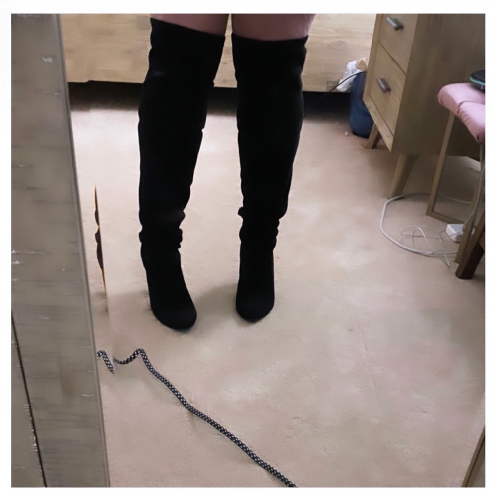 Steve Madden Size 9.5 Above the Knee Leather Boots